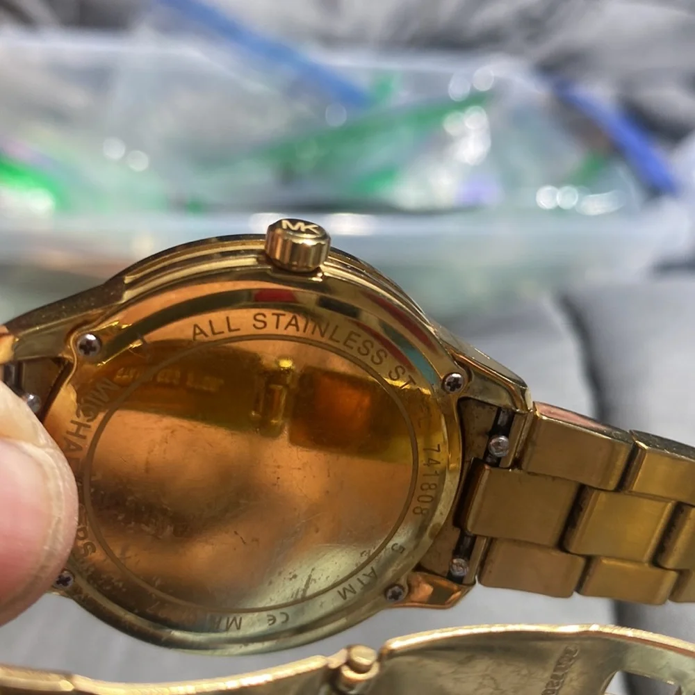 Watch - Picture 4 of 5